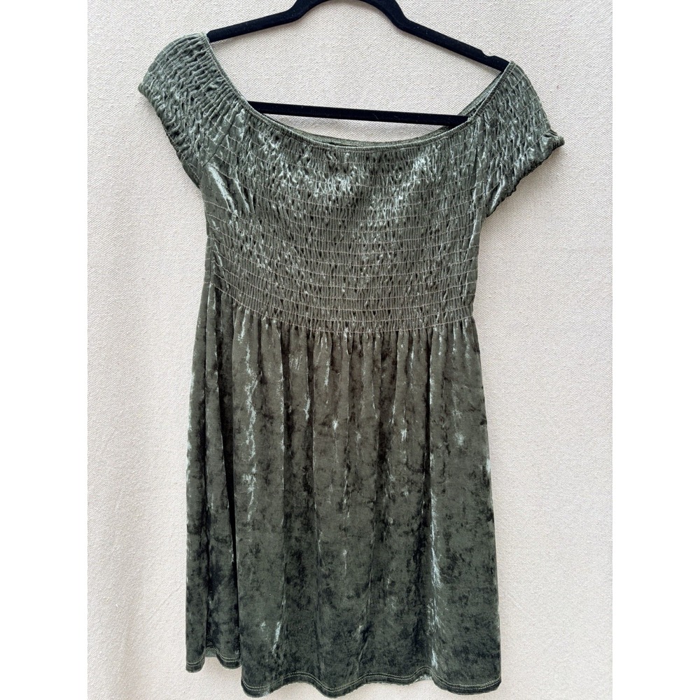 Molly Green Womens Mini Dress M Green Velvet Smocked Off Shoulder/Babydoll